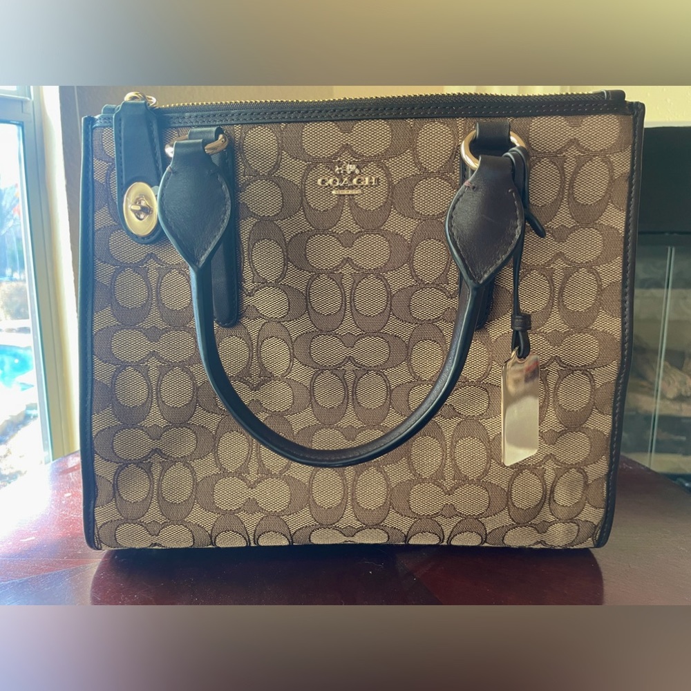 Coach purse - Crosby Carryall, No crossbody strap